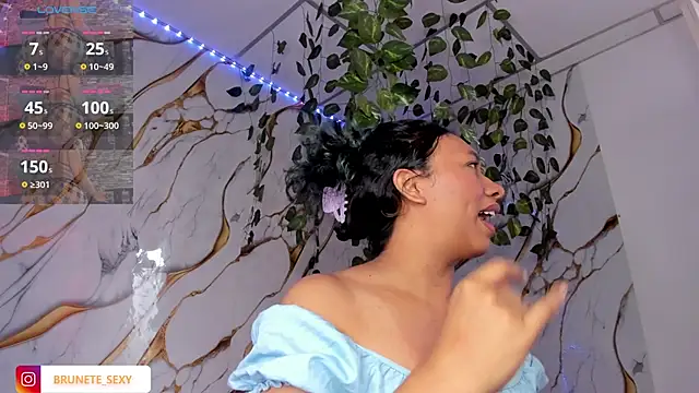 Živý XXX chat sexy_brunette_12