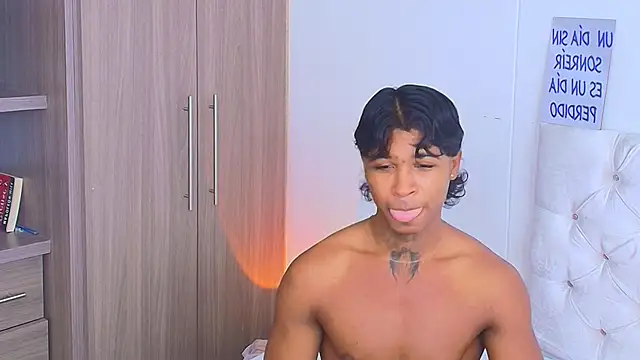 cassian_gold's Live XXX Chat