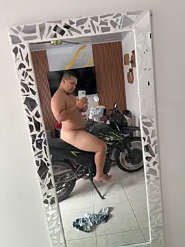 Patricio_02's Live XXX Chat