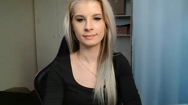 KristineGlow's Live XXX Chat