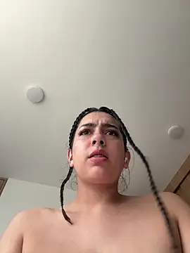 Онлайн чат XXX Nicollemays