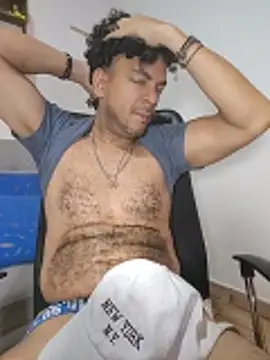 latinmartin73 Chat XXX in diretta