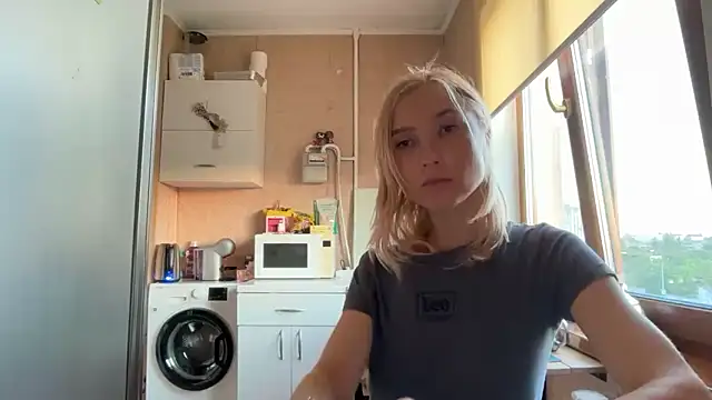 AngelJeni Chat XXX live