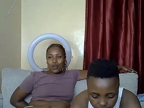 แชท XXX สดของ ebonyafriqueen1
