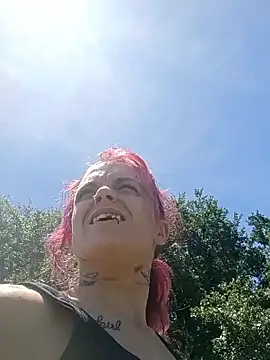 IttyBittyStonie Chat XXX live