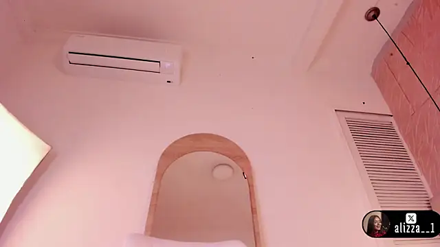 alizza_ Chat XXX live
