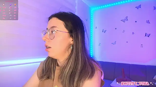 sweettvera Chat XXX live