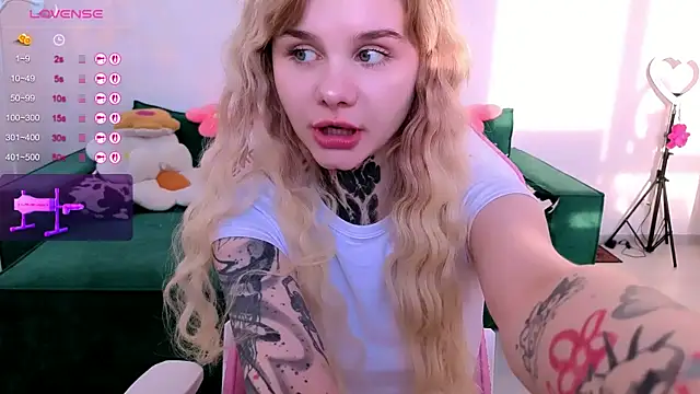 Britney_Lynch: онлайн-секс-чат