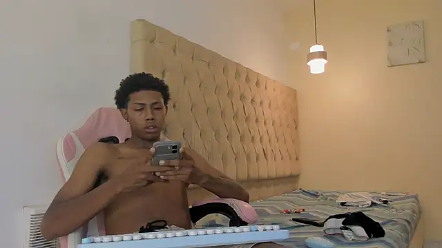 Chat +18 de Jax_Maliq ao vivo
