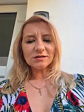 KaylinJann Live XXX chat