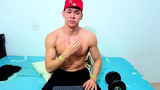 แชท XXX สดของ Luke_Muscle