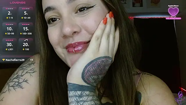 Nova-Satela live XXX chat