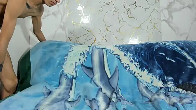 Chat +18 de heyy_noah11 ao vivo