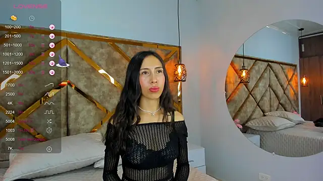 Ally_22_ Live XXX-Chat