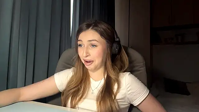 CameTruce live XXX chat