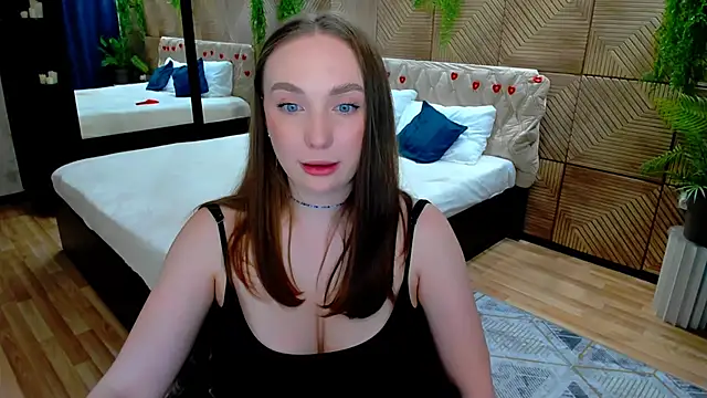 TrueReincarnation's Live XXX Chat