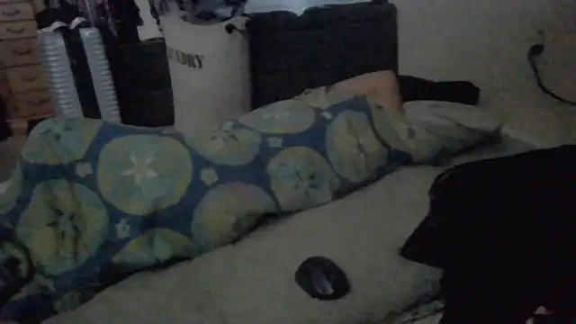 Živý XXX chat TWiSTYTheTwizted