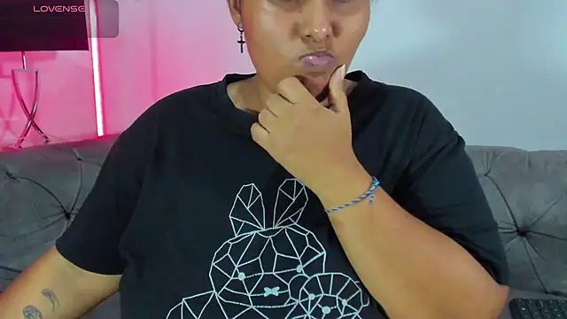 Chat XXX ao vivo de BellaNixs