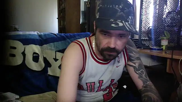 Czat XXX na żywo – KinkyTOMan