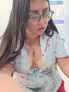 SOFI__10 Live XXX-Chat