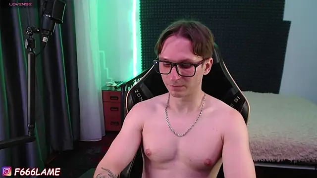 F666LAME: вебкам-шоу