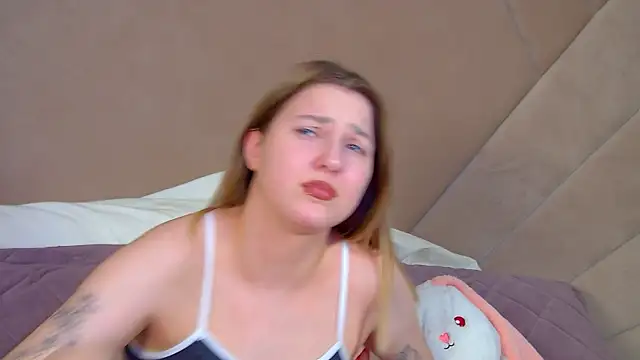 TinnaBurton Chat XXX live