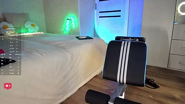 Roseaa Live XXX-Chat
