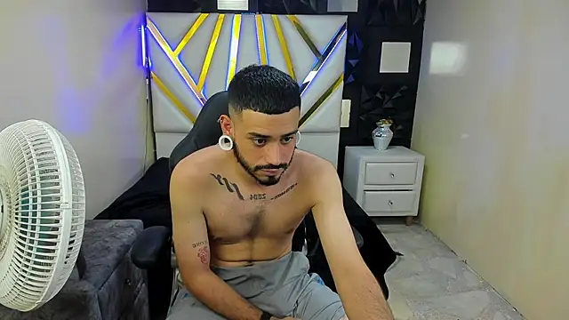 Chatroom XXX en direct de BrunoCarzon