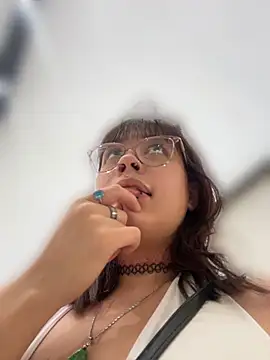 moan4mona – Naživo XXX chat