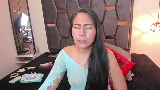 Keyla_Brunette_ 即時 XXX 聊天