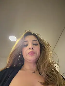 Alirawrz's Live XXX Chat