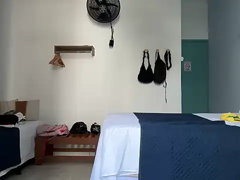 deusaludovica Chat XXX in diretta