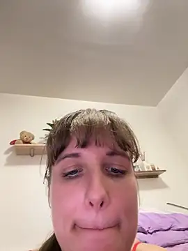 Chat +18 de jennifer11772 ao vivo