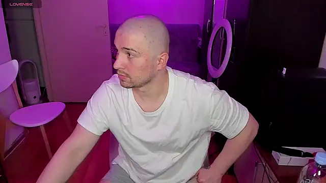 Webkamerová show Michael_Wolfborn