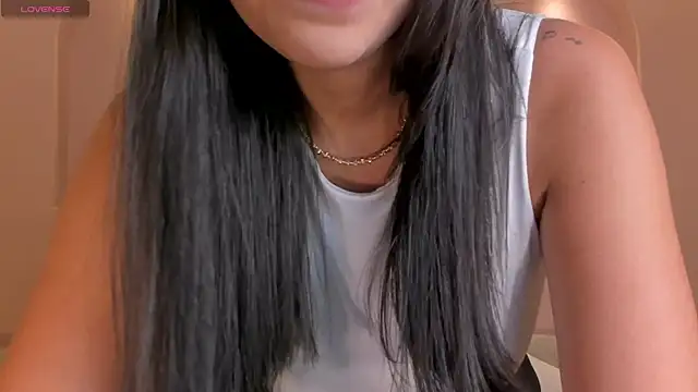 AmbarJames_ 라이브 XXX 채팅