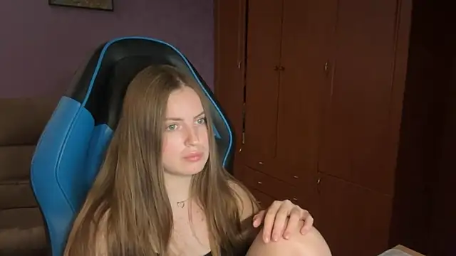 Chat +18 de SilkSinner_ ao vivo