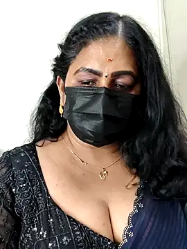 Chat +18 de mallu_flower ao vivo