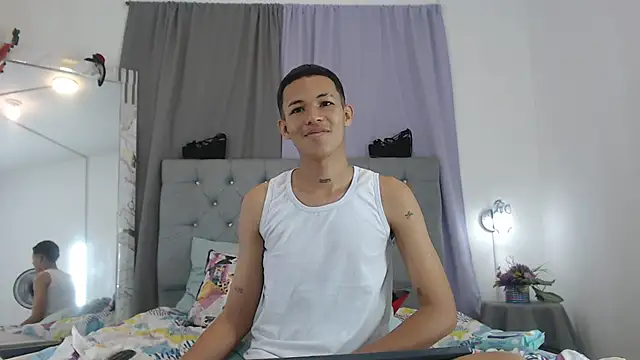PhillipCox Chat XXX in diretta