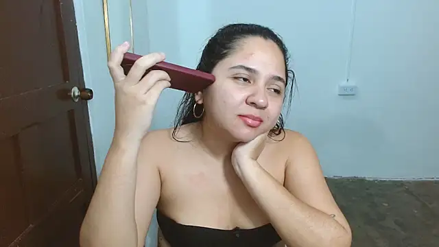 Chat +18 de Thalian ao vivo