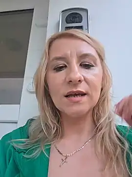 KaylinJann Live XXX chat