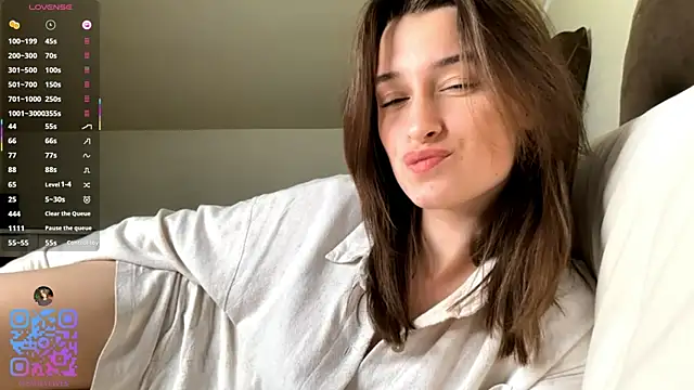 Chat +18 de DarlineBrustera ao vivo