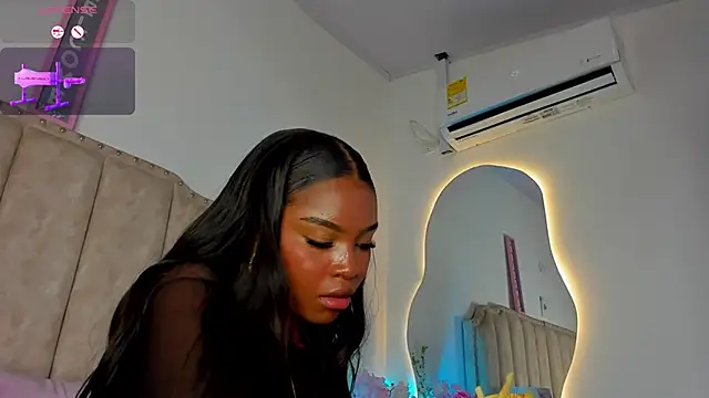 Chat XXX en directo de ShanelWest