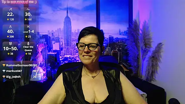 ninarandmann's Live XXX Chat