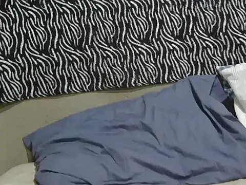 Chat +18 de crazypervet ao vivo