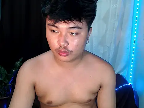 Živý XXX chat urasianjohnny
