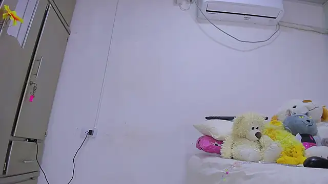 vennuss19 – Naživo XXX chat