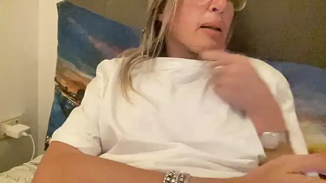 צ'אט XXX בשידור חי של casalinga88