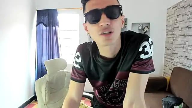 Czat XXX na żywo – felipe_colinss