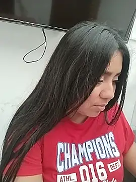 Chat +18 de Amber_Herrera ao vivo
