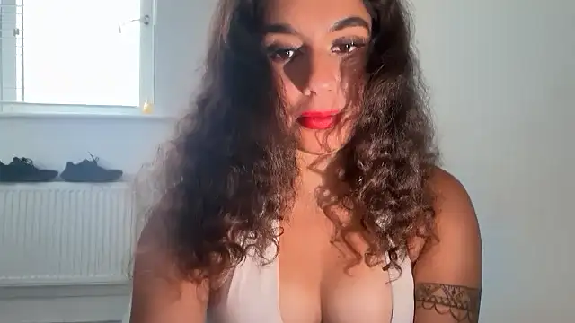 XXX chat uživo modela fayfay2002